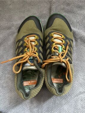 Merrell Olive and Black Women's Hiking Shoe